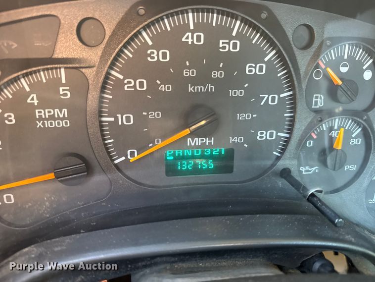 image for item FB0726 2007 GMC C5500 pickup truck