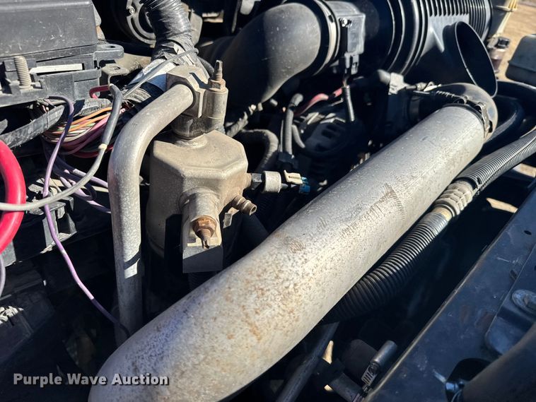 image for item FB0726 2007 GMC C5500 pickup truck