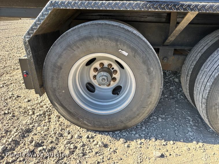 image for item FB0727 2023 Texas Pride roll off dumpster trailer  