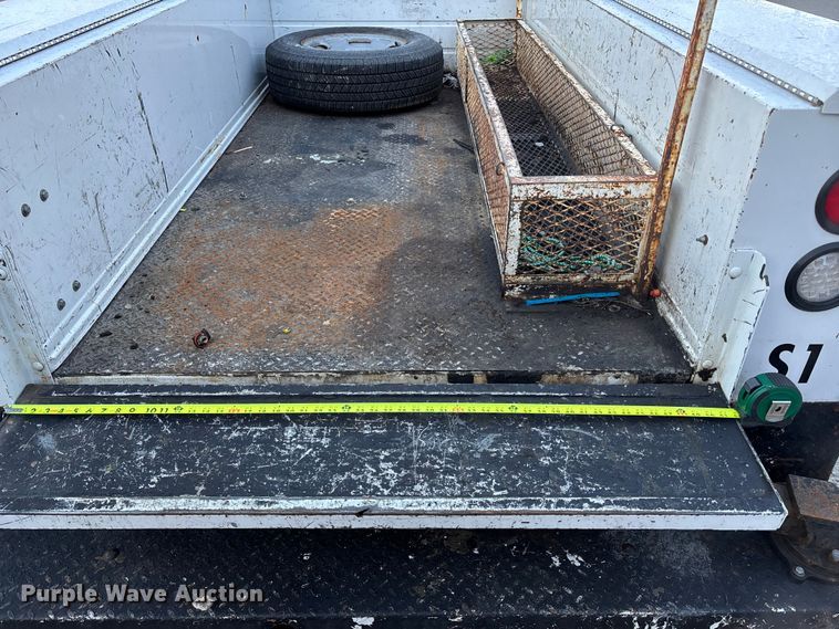 image for item FB3472 2015 Chevrolet Silverado utility bed pickup truck