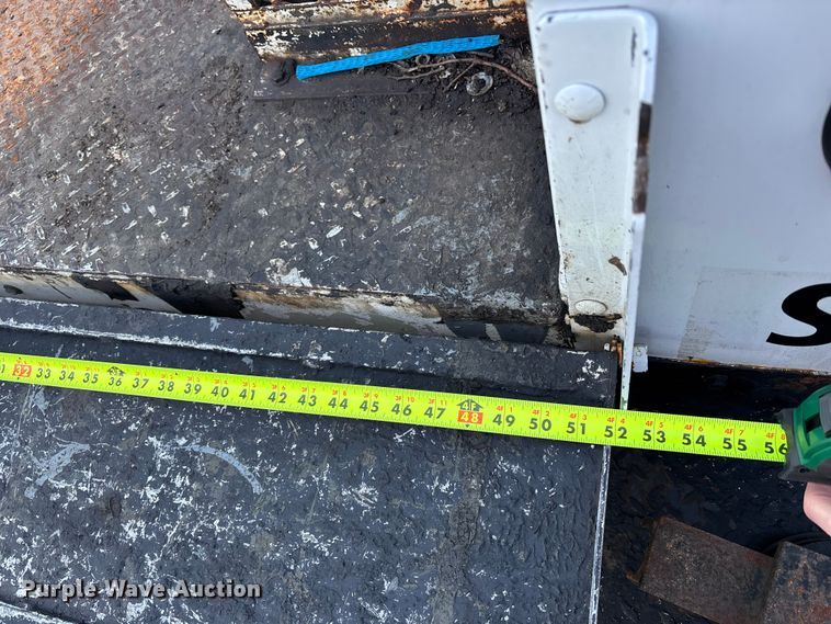 image for item FB3472 2015 Chevrolet Silverado utility bed pickup truck