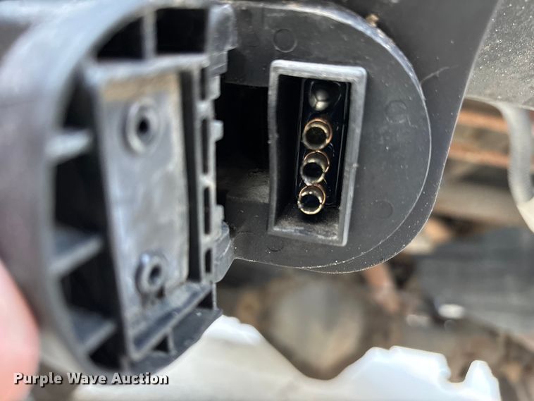 image for item FB3472 2015 Chevrolet Silverado utility bed pickup truck