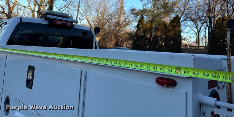 image for item FB3472 2015 Chevrolet Silverado utility bed pickup truck