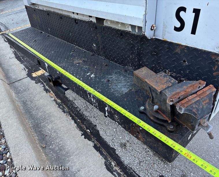 image for item FB3472 2015 Chevrolet Silverado utility bed pickup truck