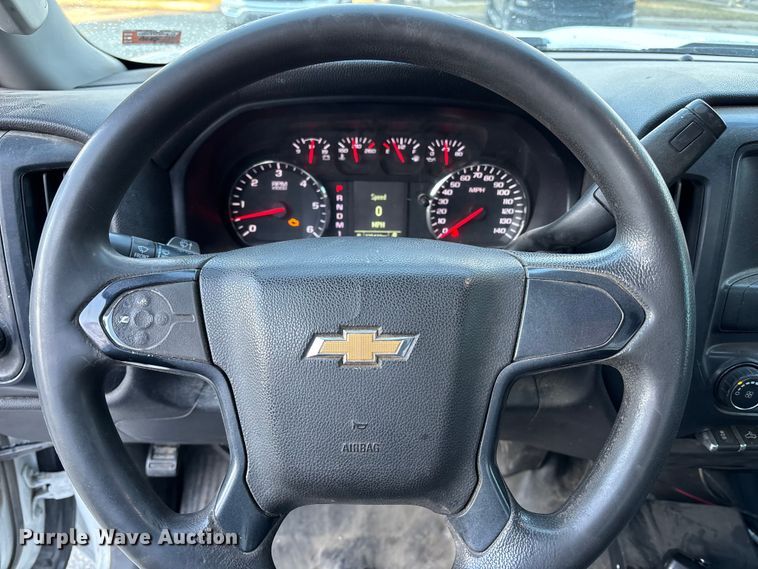 image for item FB3472 2015 Chevrolet Silverado utility bed pickup truck