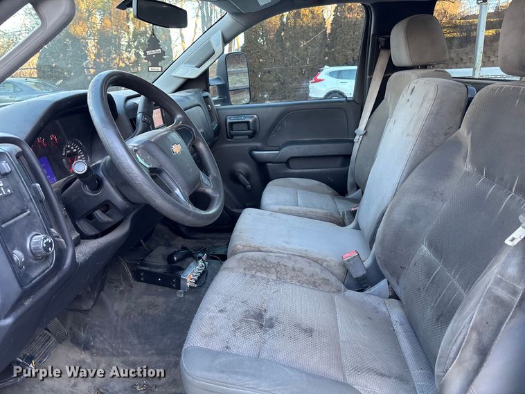 image for item FB3472 2015 Chevrolet Silverado utility bed pickup truck