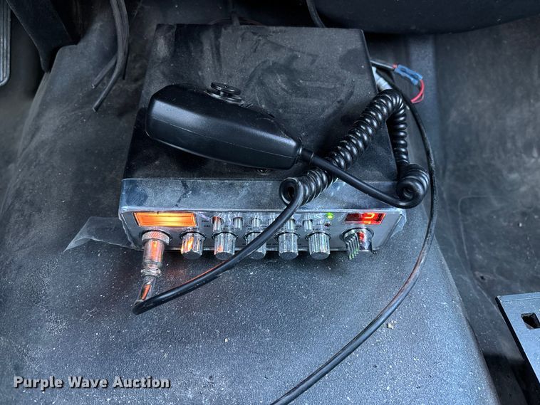 image for item FB3472 2015 Chevrolet Silverado utility bed pickup truck