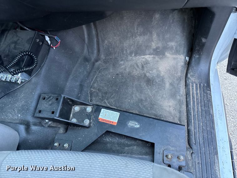 image for item FB3472 2015 Chevrolet Silverado utility bed pickup truck