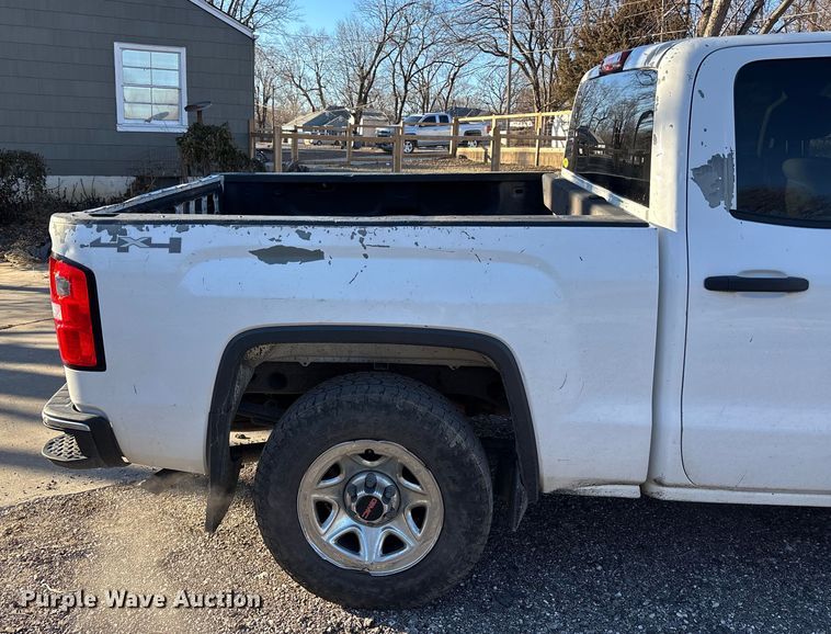 image for item FB3478 2015 GMC Sierra 1500 Crew Cab pickup truck