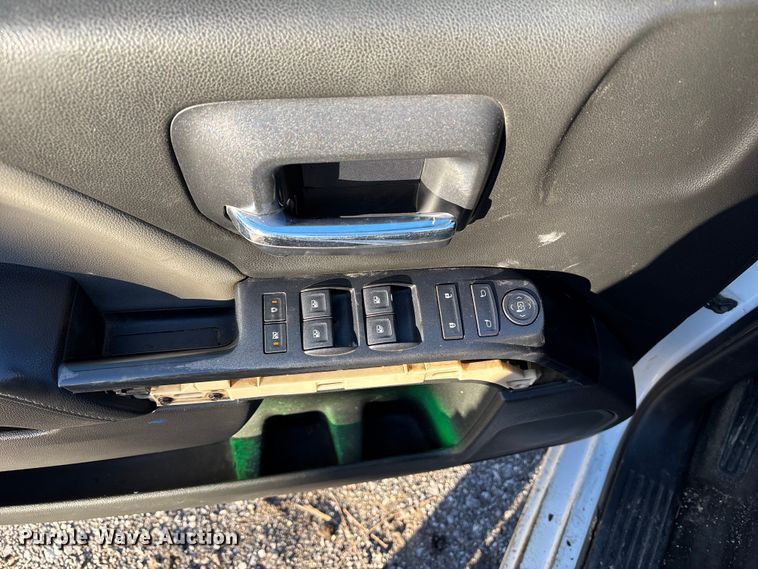 image for item FB3478 2015 GMC Sierra 1500 Crew Cab pickup truck