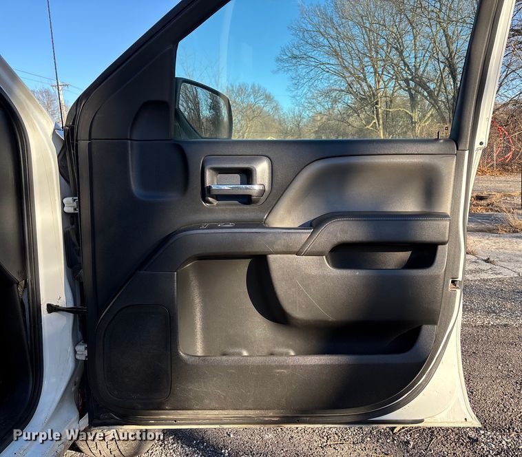 image for item FB3478 2015 GMC Sierra 1500 Crew Cab pickup truck