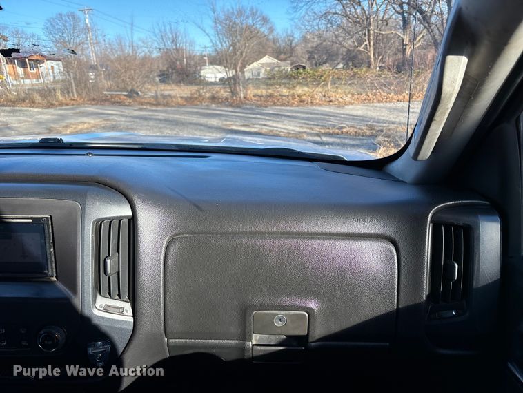 image for item FB3478 2015 GMC Sierra 1500 Crew Cab pickup truck