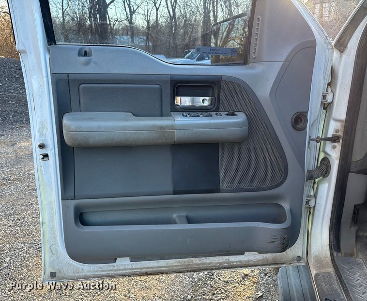 image for item FB3479 2007 Ford F150 Crew Cab pickup truck