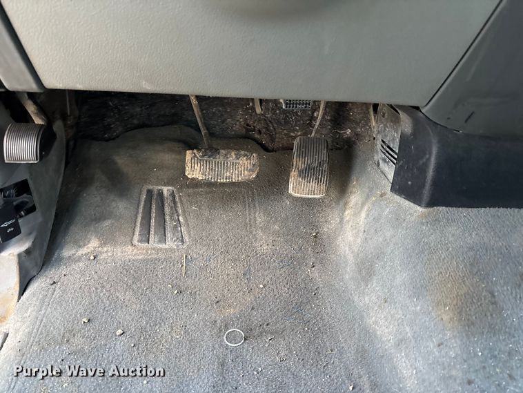 image for item FB3479 2007 Ford F150 Crew Cab pickup truck