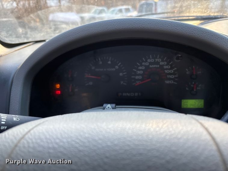 image for item FB3479 2007 Ford F150 Crew Cab pickup truck