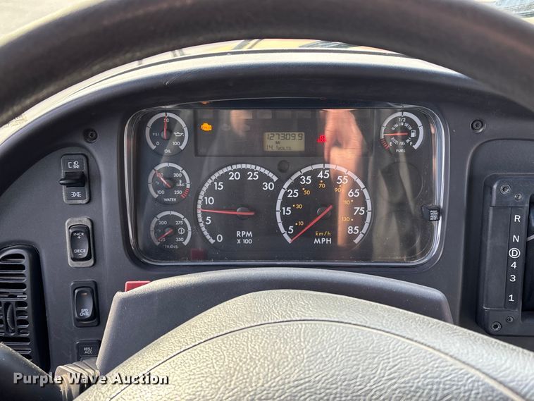 image for item FB3483 2009 Thomas Built school bus