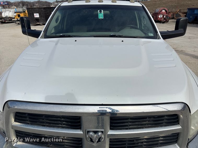 image for item FB3486 2012 Dodge Ram 5500 flatbed truck