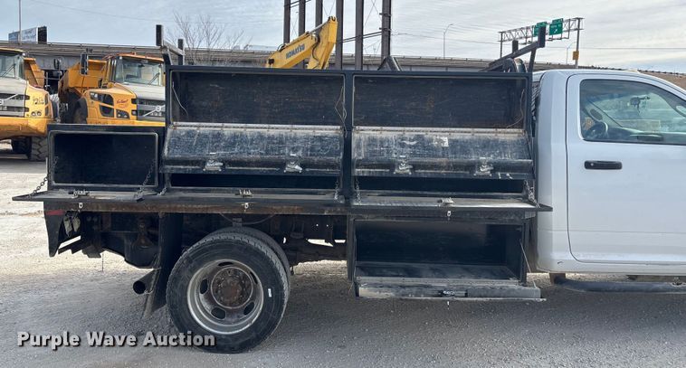 image for item FB3486 2012 Dodge Ram 5500 flatbed truck