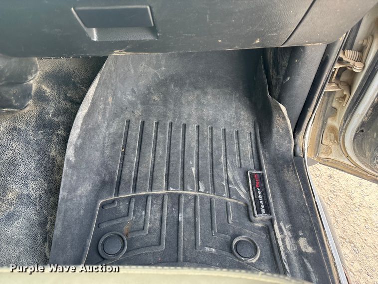 image for item FB3486 2012 Dodge Ram 5500 flatbed truck