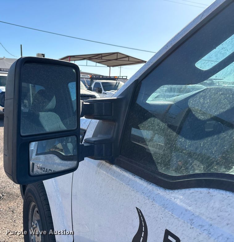 image for item FB5478 2012 Ford F250 Super Duty utility bed pickup truck