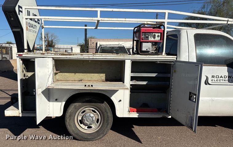 image for item FB5478 2012 Ford F250 Super Duty utility bed pickup truck