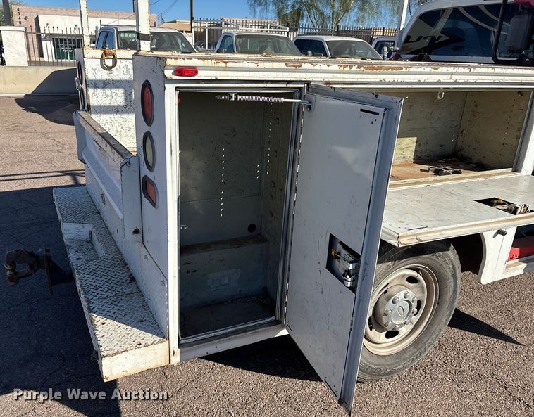 image for item FB5478 2012 Ford F250 Super Duty utility bed pickup truck