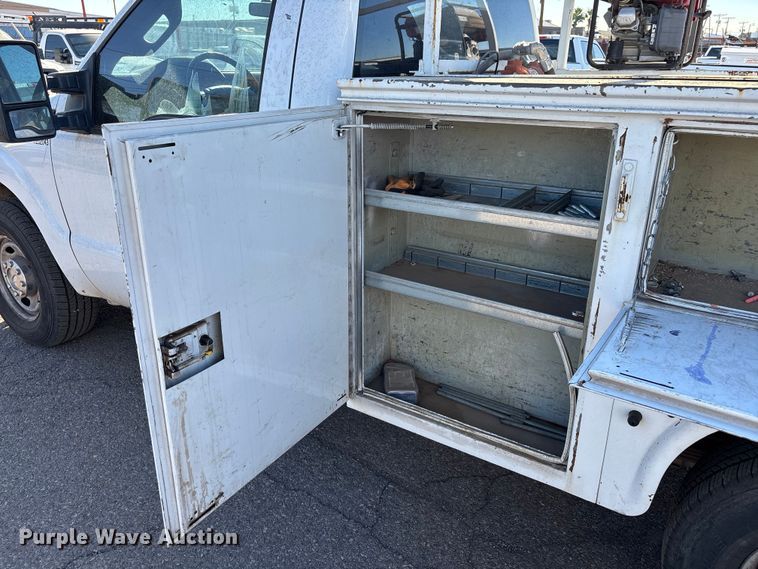 image for item FB5478 2012 Ford F250 Super Duty utility bed pickup truck