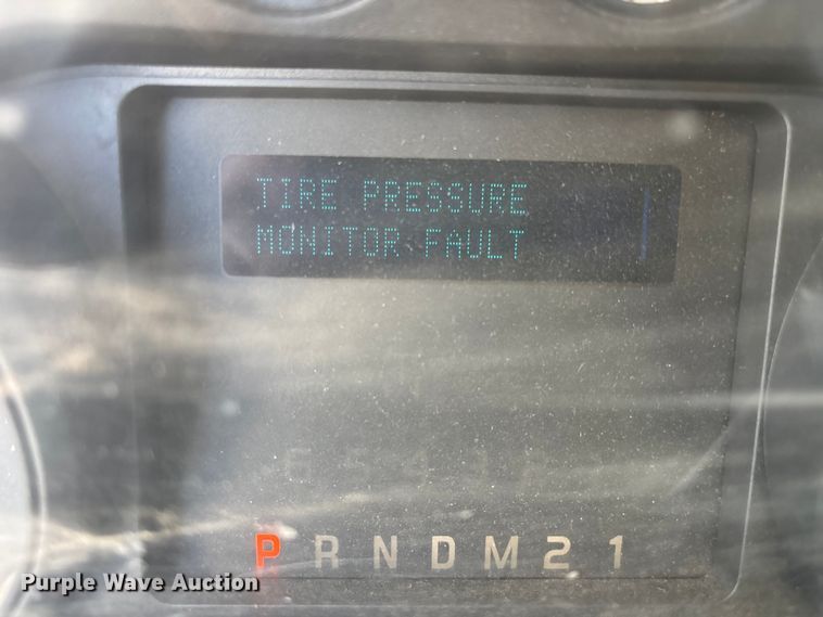 image for item FB5478 2012 Ford F250 Super Duty utility bed pickup truck