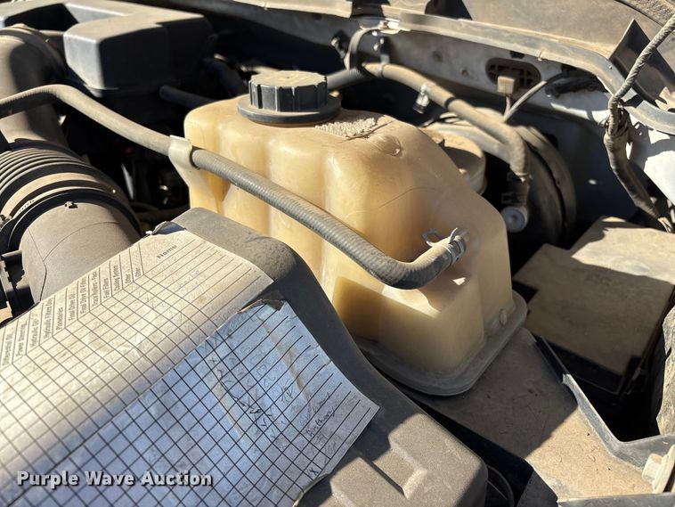 image for item FB5478 2012 Ford F250 Super Duty utility bed pickup truck