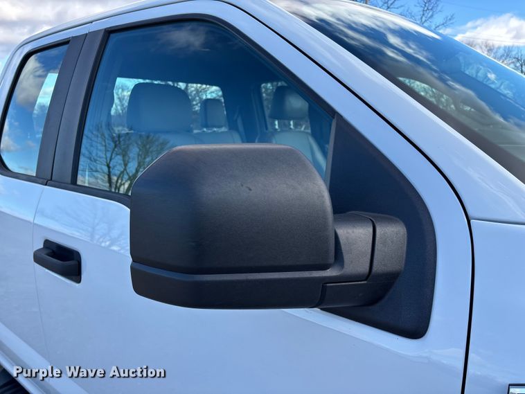 image for item FG0015 2018 Ford F150 Ext. Cab pickup truck