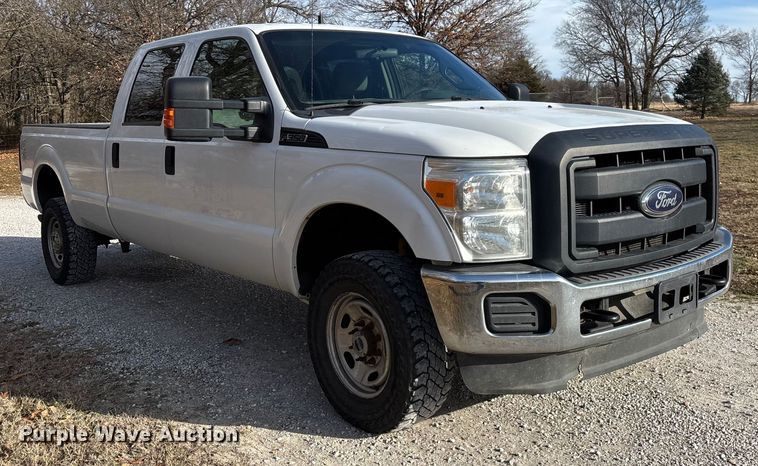 image for item FG0022 2012 Ford F350 Super Duty Crew Cab pickup truck