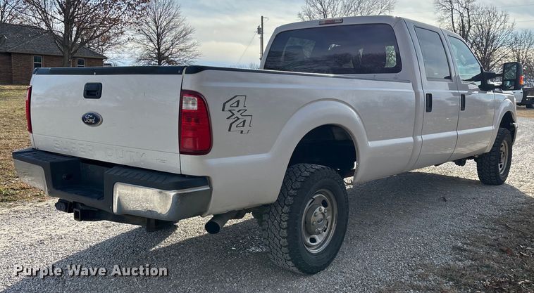 image for item FG0022 2012 Ford F350 Super Duty Crew Cab pickup truck