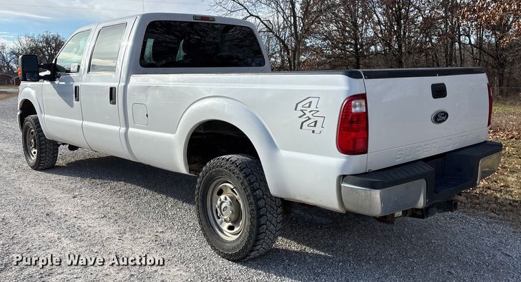 image for item FG0022 2012 Ford F350 Super Duty Crew Cab pickup truck