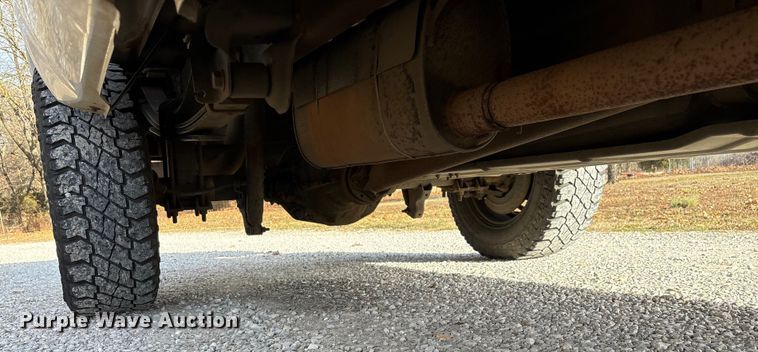 image for item FG0022 2012 Ford F350 Super Duty Crew Cab pickup truck