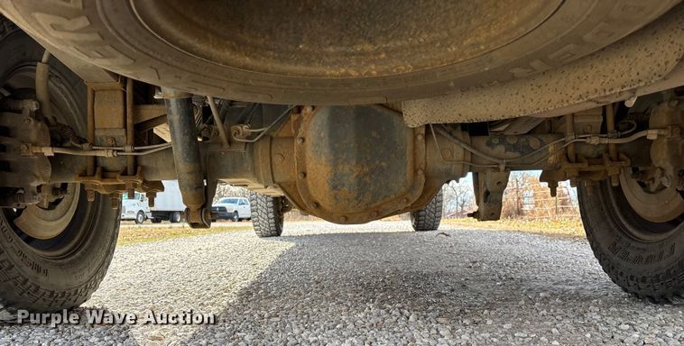 image for item FG0022 2012 Ford F350 Super Duty Crew Cab pickup truck