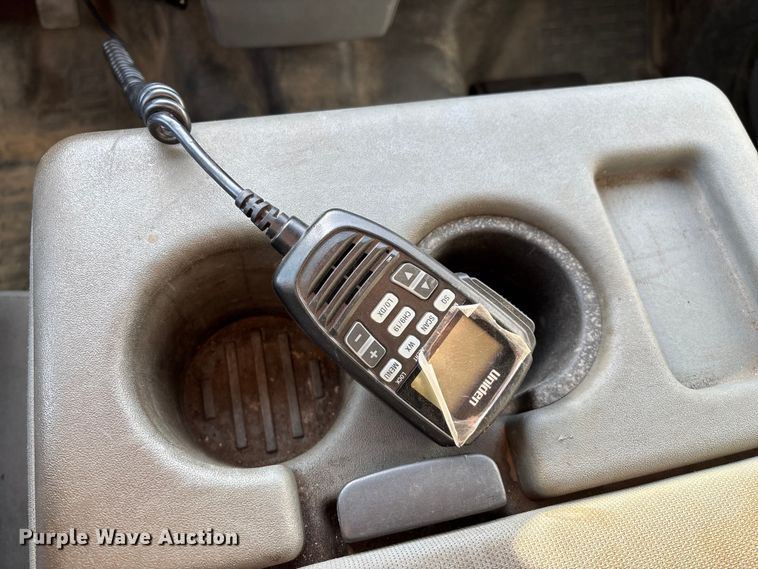 image for item FG0022 2012 Ford F350 Super Duty Crew Cab pickup truck