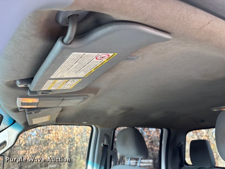 image for item FG0022 2012 Ford F350 Super Duty Crew Cab pickup truck