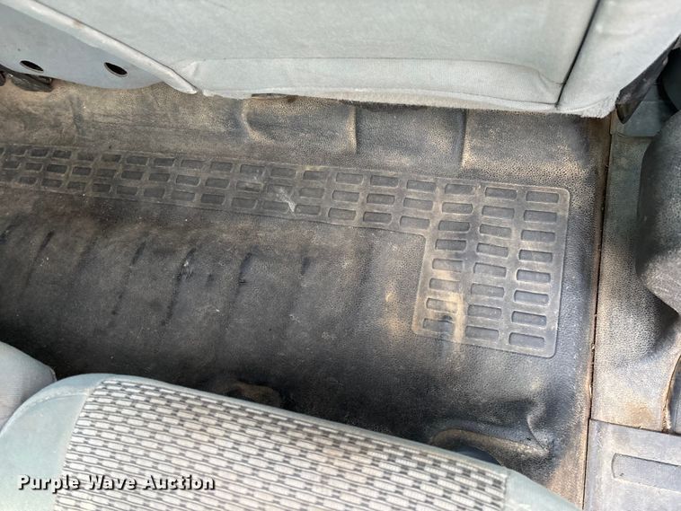 image for item FG0022 2012 Ford F350 Super Duty Crew Cab pickup truck