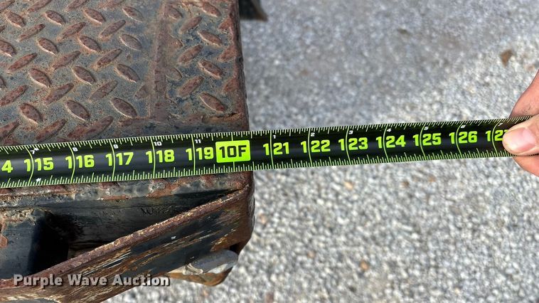 image for item FG0023 2013 RAM 3500 Crew Cab flatbed pickup truck