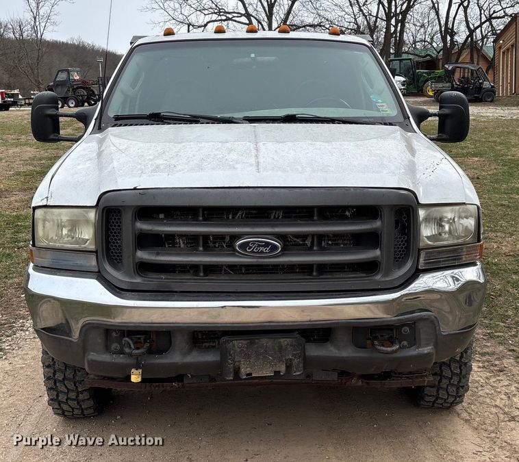 image for item FG0027 2003 Ford F350 Super Duty bale bed pickup truck