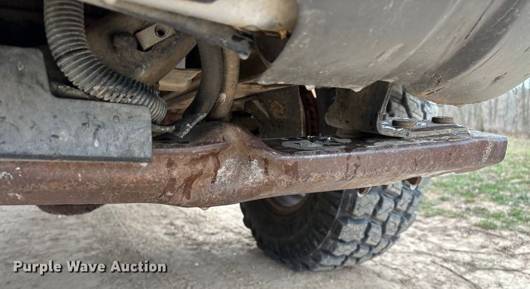 image for item FG0027 2003 Ford F350 Super Duty bale bed pickup truck