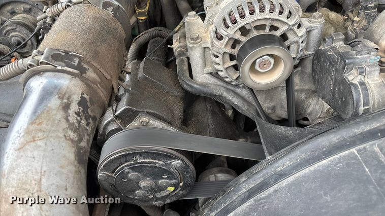 image for item FG0027 2003 Ford F350 Super Duty bale bed pickup truck