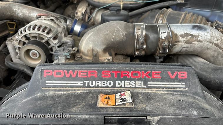 image for item FG0027 2003 Ford F350 Super Duty bale bed pickup truck