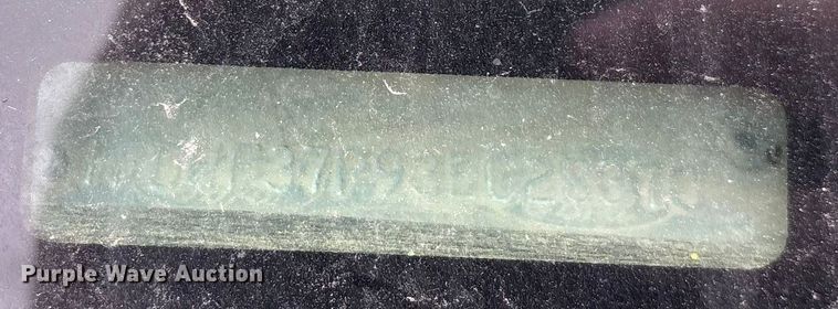 image for item FG0027 2003 Ford F350 Super Duty bale bed pickup truck