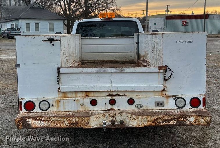 image for item FG0037 1995 Ford F350 utility bed pickup truck