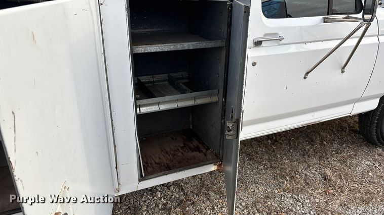 image for item FG0037 1995 Ford F350 utility bed pickup truck