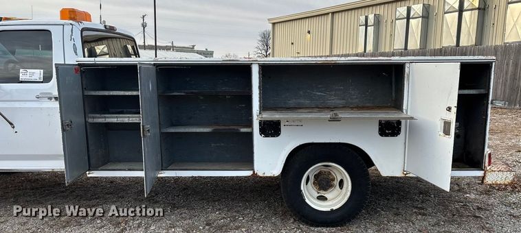 image for item FG0037 1995 Ford F350 utility bed pickup truck