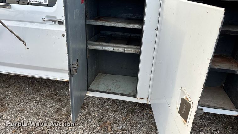 image for item FG0037 1995 Ford F350 utility bed pickup truck