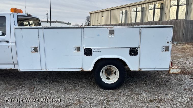 image for item FG0037 1995 Ford F350 utility bed pickup truck