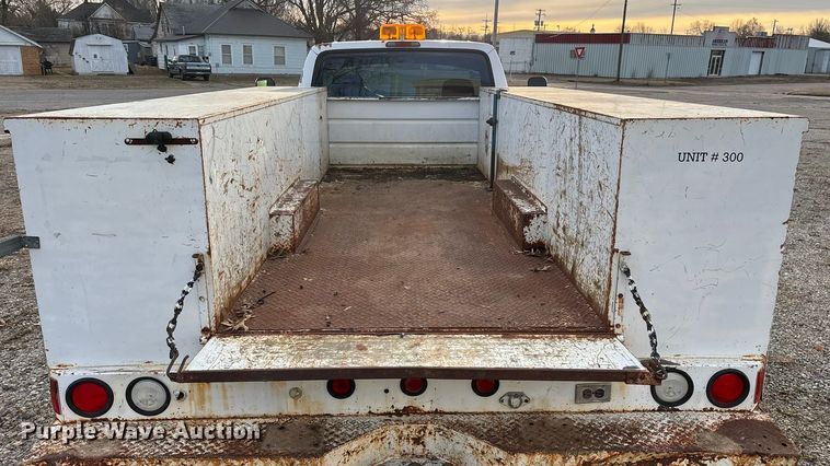 image for item FG0037 1995 Ford F350 utility bed pickup truck